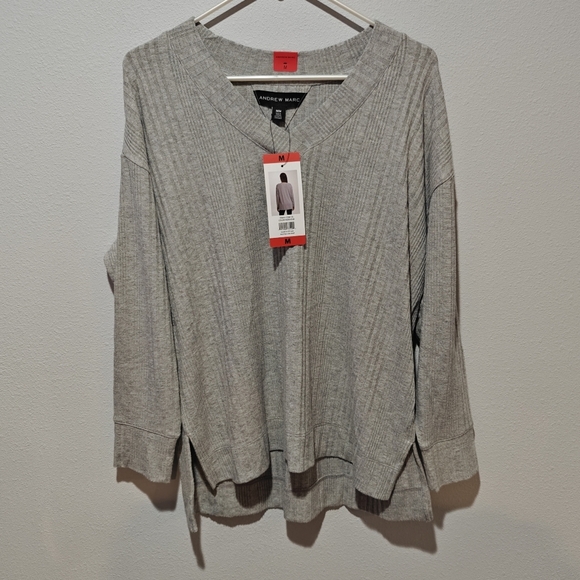 Andrew Marc NWT Sweater Medium Gray Pullover Oversized Comfy V-Neck - Picture 2 of 6